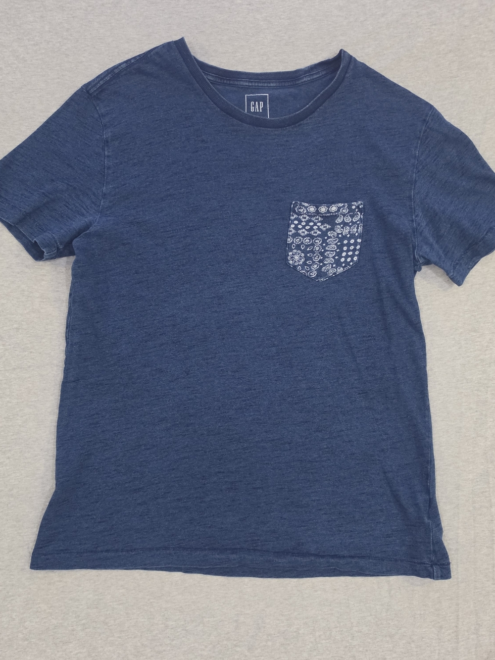 GAP Blue Short-Sleeve Tee with Patterned Pocket
